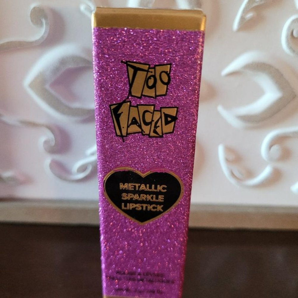 Too Faced Throwback Lipstick Marcia Marcia Marcia